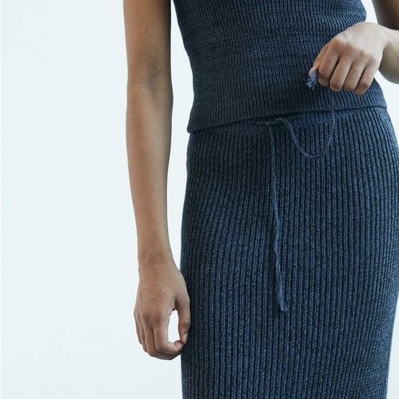 Wolhide Rib Skirt in Navy Small - Picture 2 of 9
